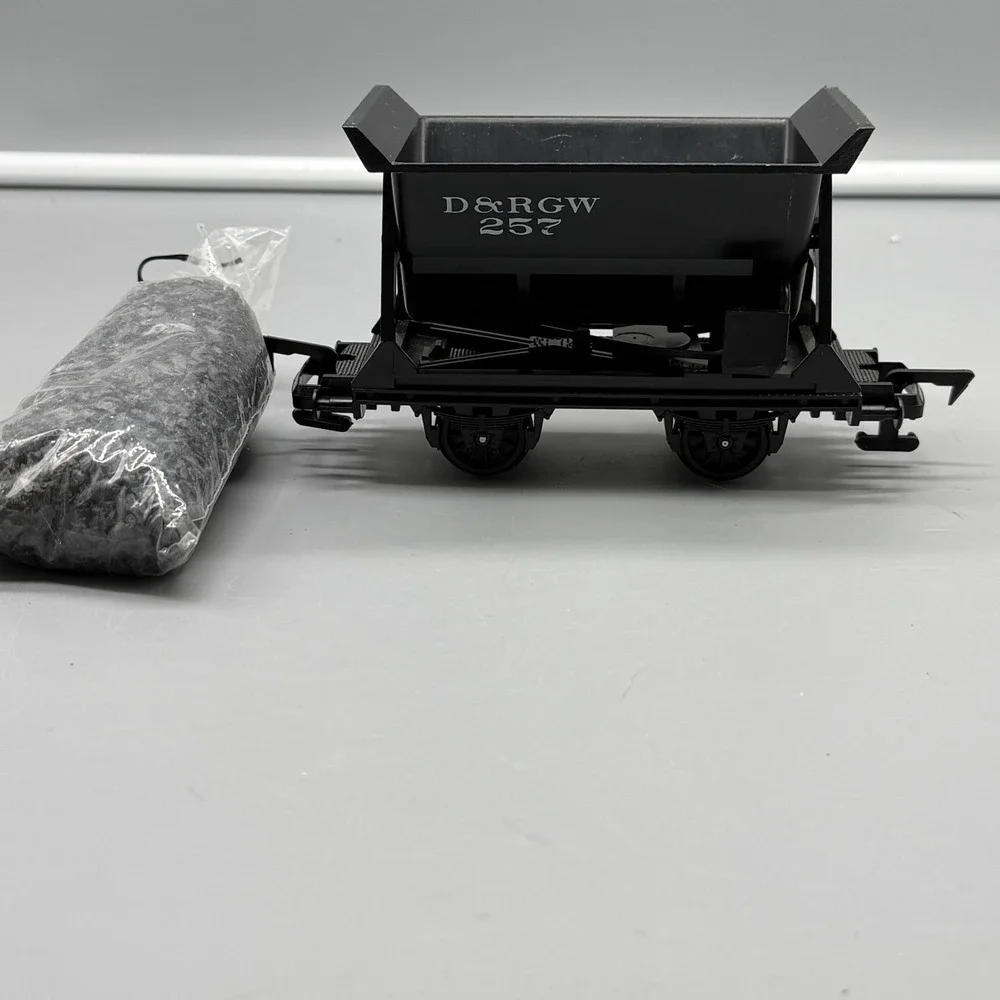 Walthers Faller O Gauge D&RGW 257 Operating Ore Dump Car w/ Load Rocky Mountain